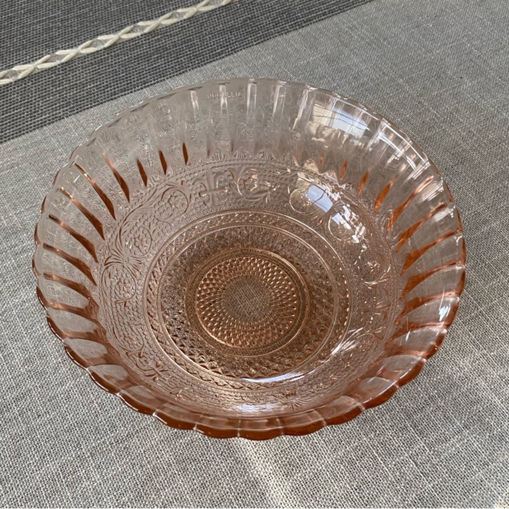 Set of 6 Vintage Pink Depression Glass Bowls, KIG Indonesia